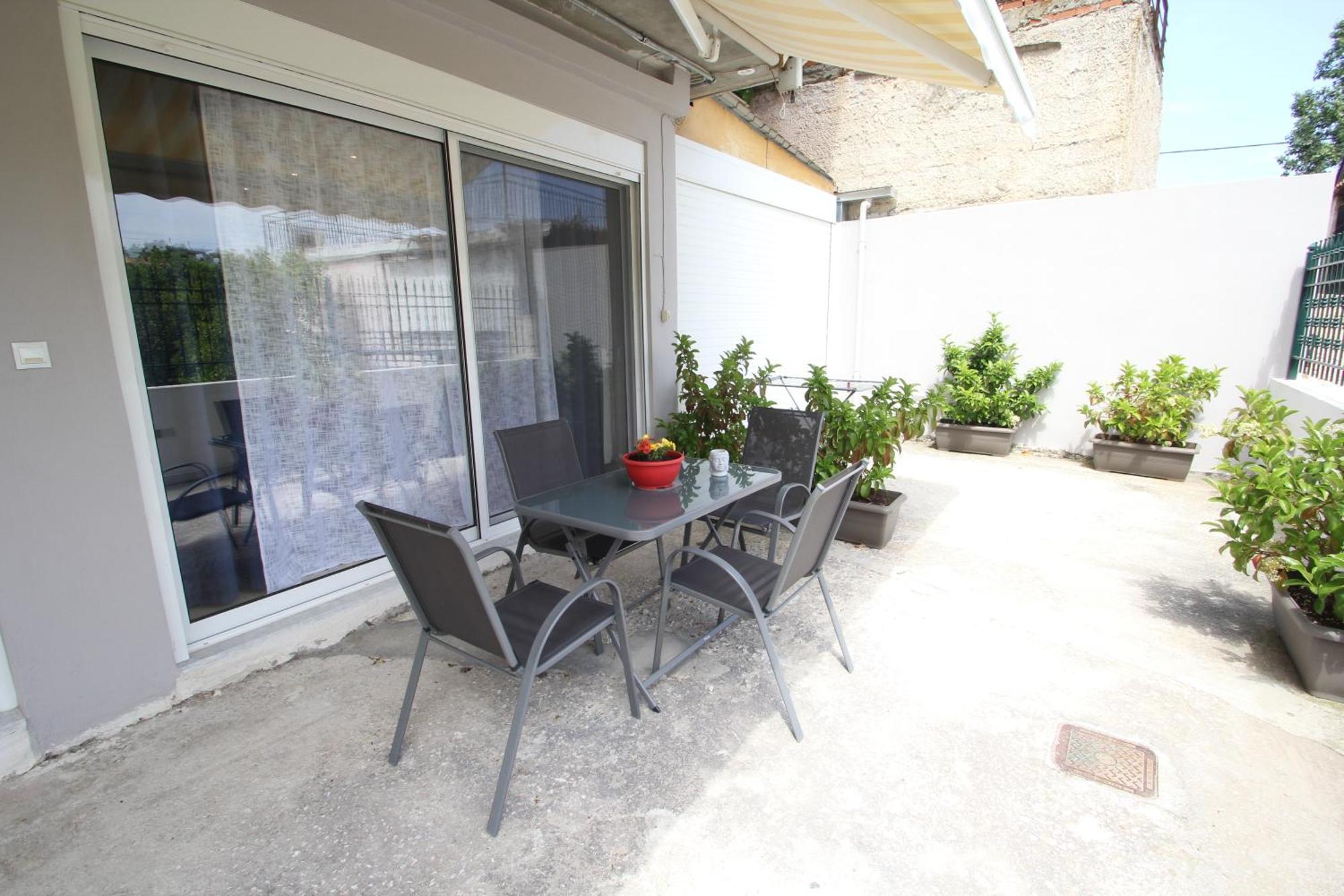 Filoxenia Apartment Artemida  Exterior foto
